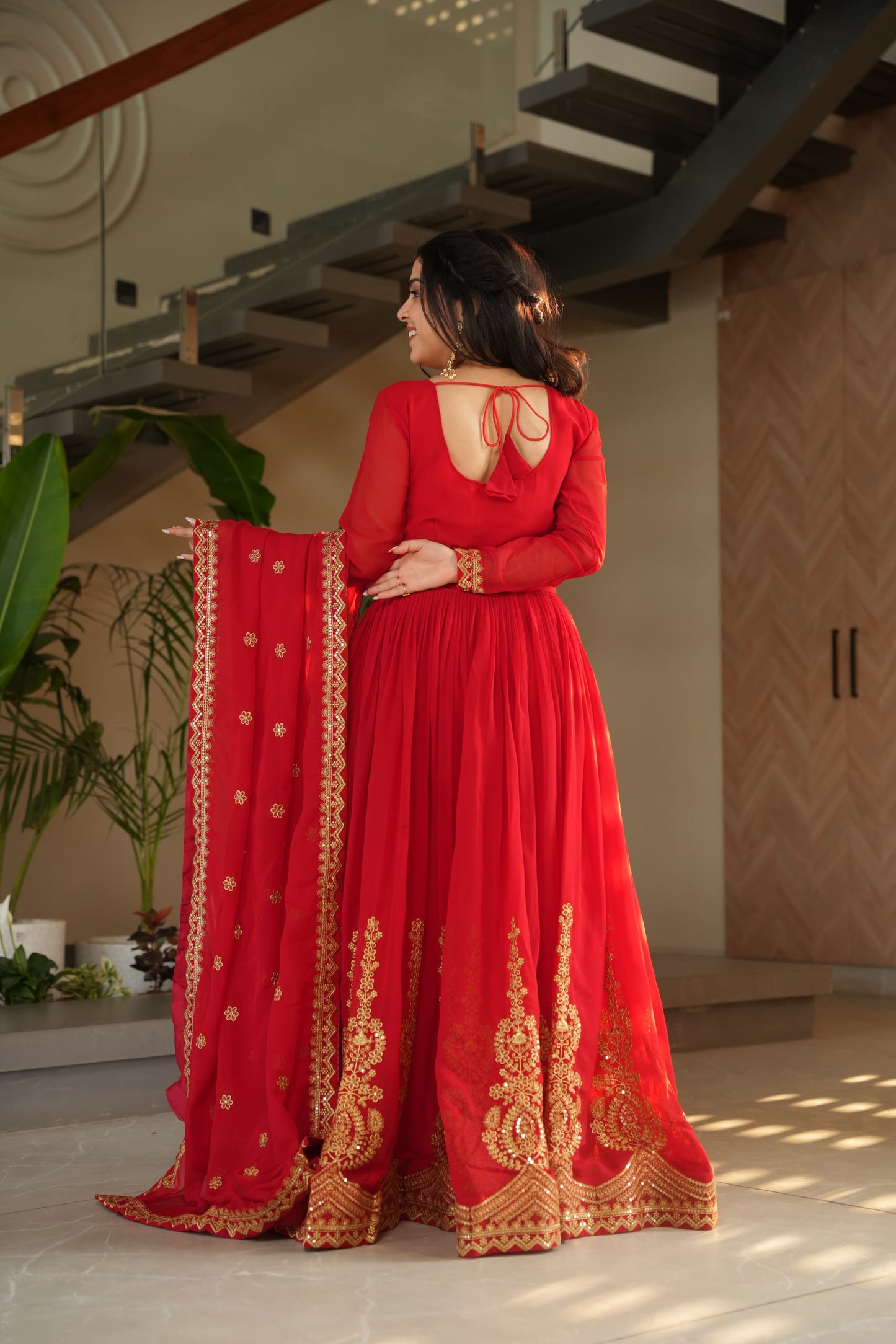 KAREENA GOWN WITH ZARIWOR AND DUPATTA