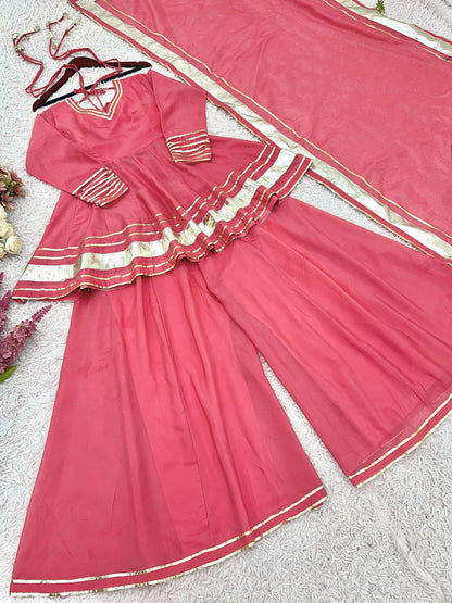 Heena short gown set with dupatta