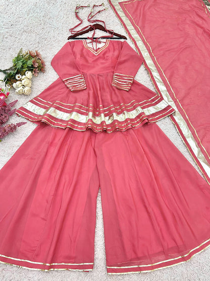 Heena short gown set with dupatta