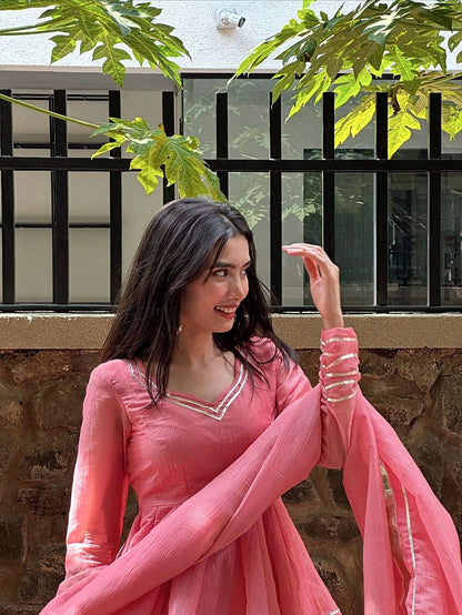 Heena short gown set with dupatta