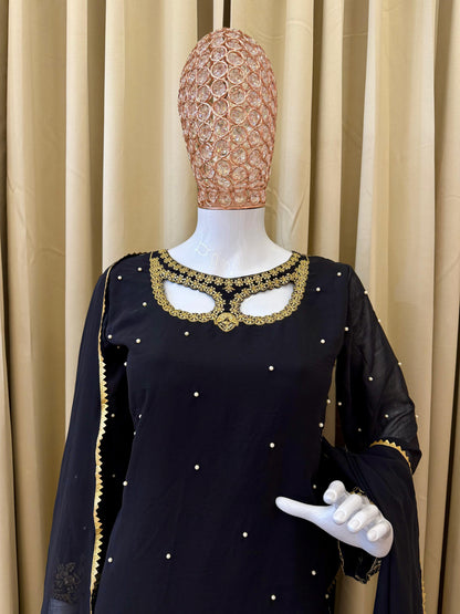 pakistani ethnic suit