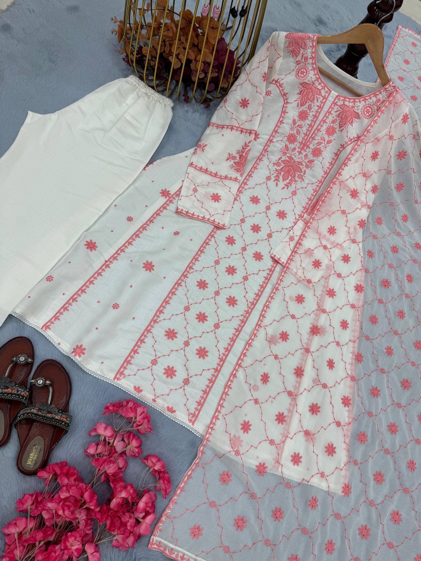 Chikankari colourfull set wut dupatta