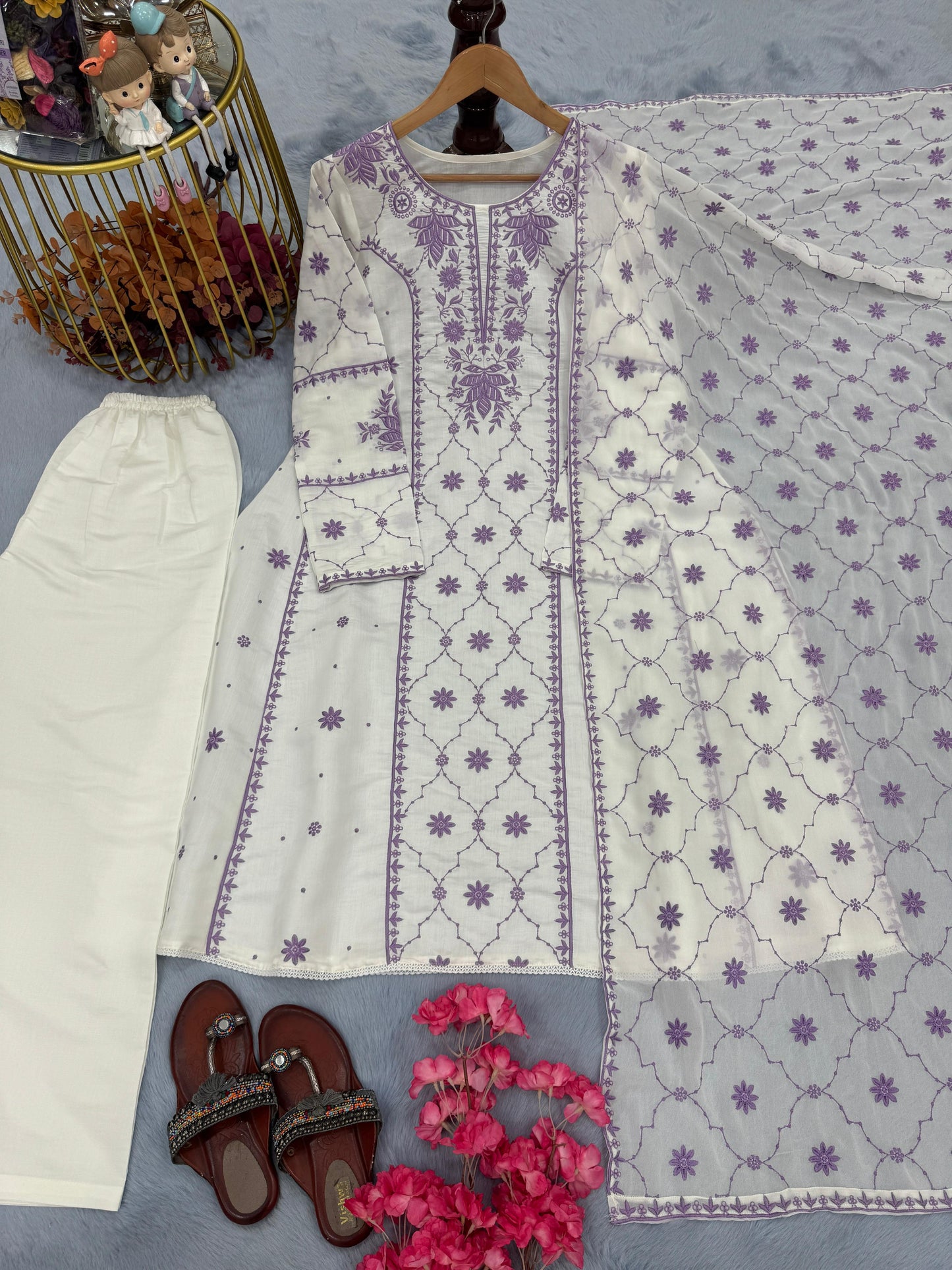 Chikankari colourfull set wut dupatta